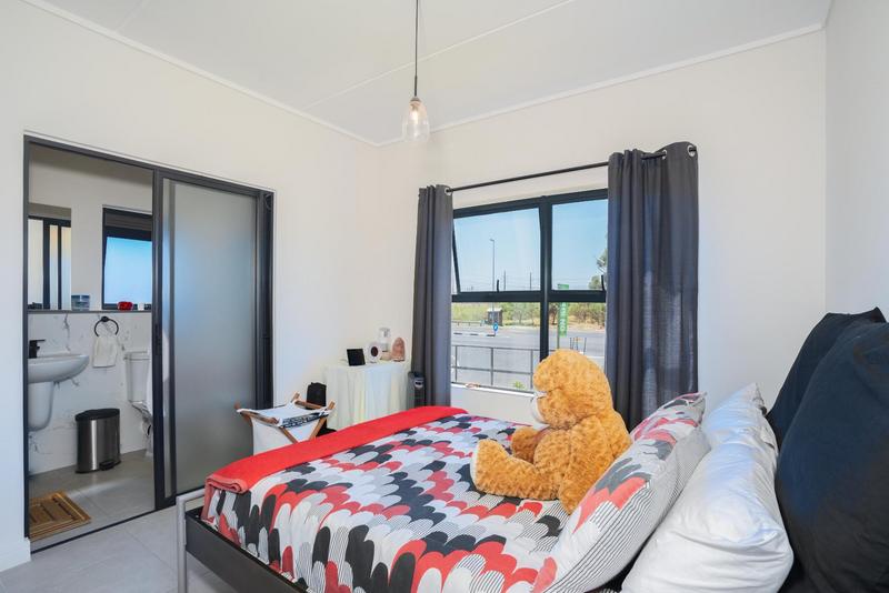 2 Bedroom Property for Sale in The Huntsman Western Cape